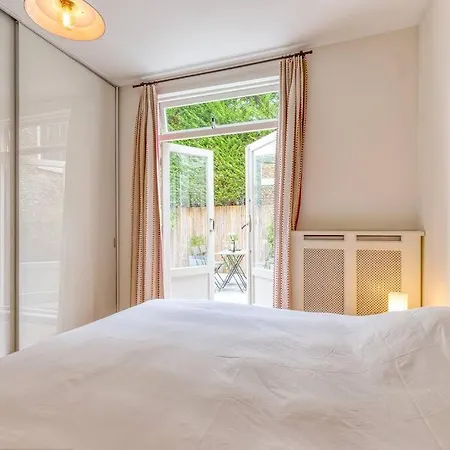 Appartement Location 2 Bedroom Groundfloor With Garden *